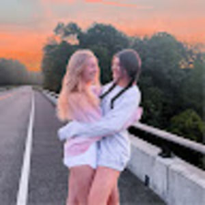 Meet your Posher, Ava